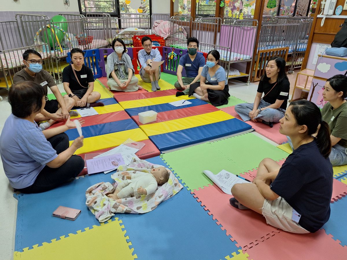 10月 嬰兒按摩班